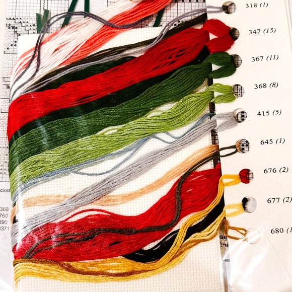 CROSS MY HEART Counted Cross Stitch Kit - 5 Mitten Designs - New/Sealed (2006) - Picture 7 of 8